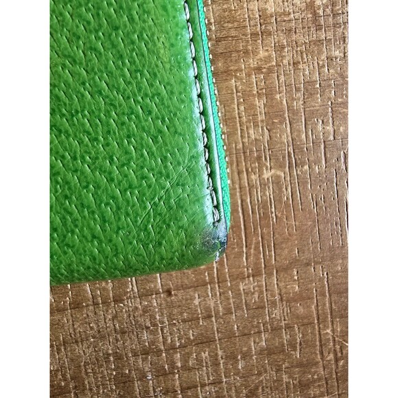 Kate Spade Wallet with lots of interior card slots - Picture 3 of 12